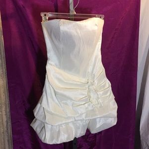 Twenty One Strapless Short Bubble Dress